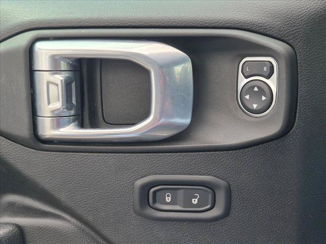 Used 2022 Jeep Gladiator Sport AWD/4WD video 2