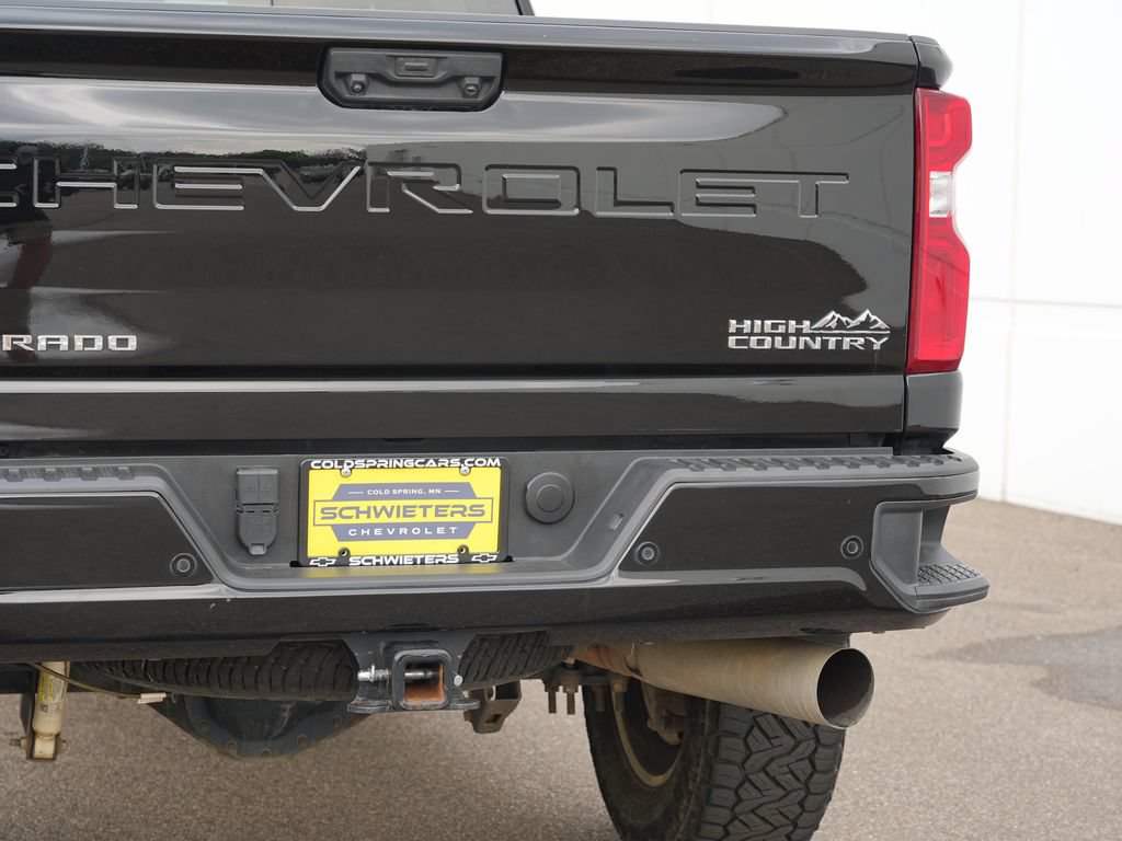 Certified 2024 Chevrolet Silverado 3500 High Country w/ High Country Premium Package AWD/4WD image 10