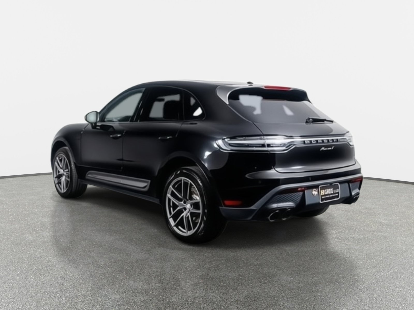 Used 2025 Porsche Macan Turbo AWD/4WD image 15