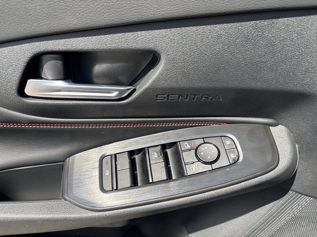New 2027 Nissan Sentra SR w/ SR Premium Package FWD image 23