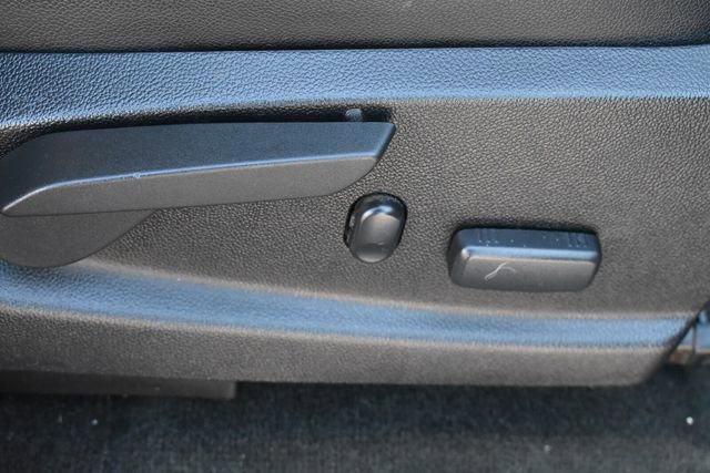 Used 2015 Chevrolet Colorado Z71 image 13