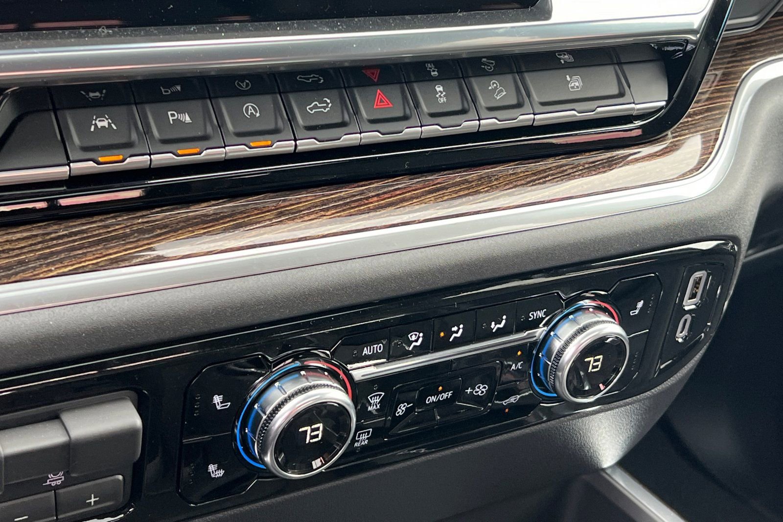 New 2026 GMC Sierra 1500 Elevation w/ Elevation Premium Package image 19