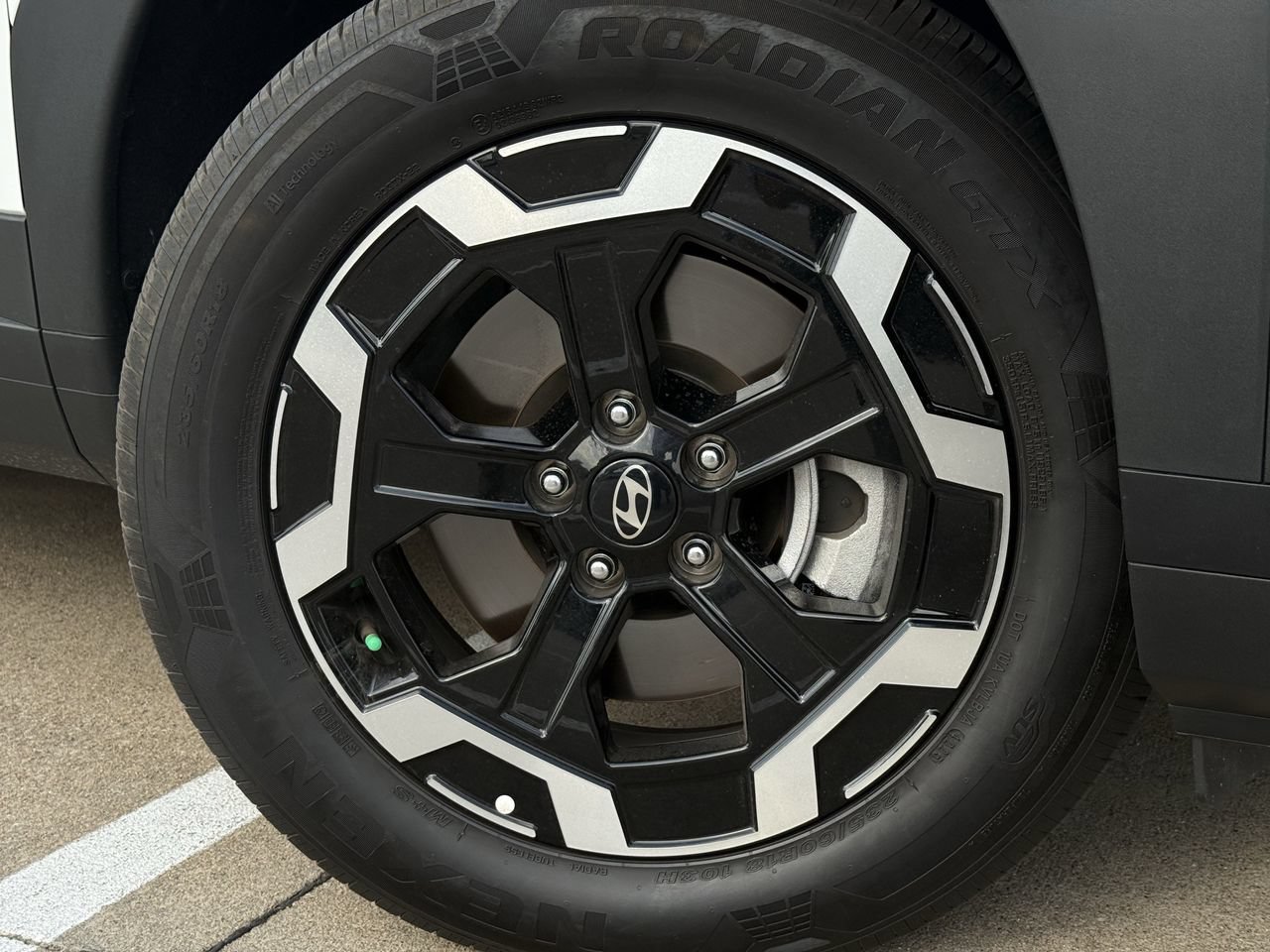 Certified 2026 Hyundai Santa Fe SEL FWD image 4