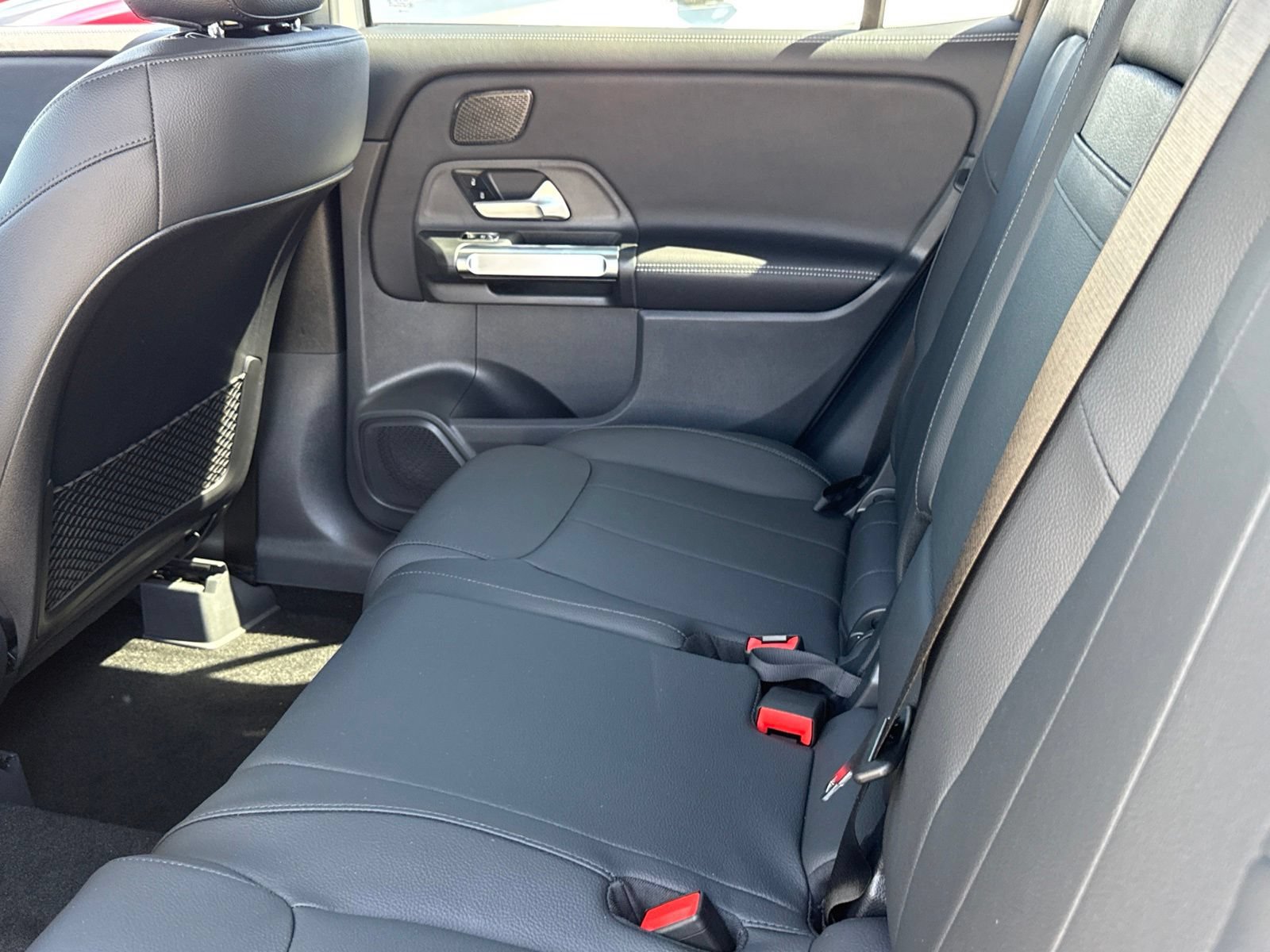 New 2026 Mercedes-Benz GLB 250 image 28