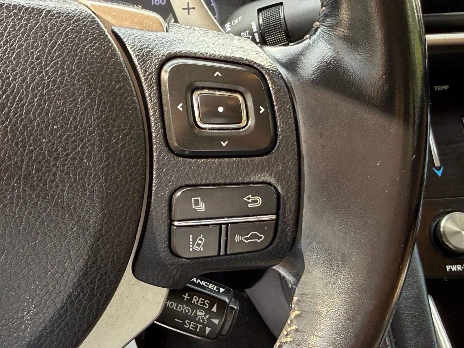 Used 2017 Lexus IS 300 AWD w/ Premium Package image 40