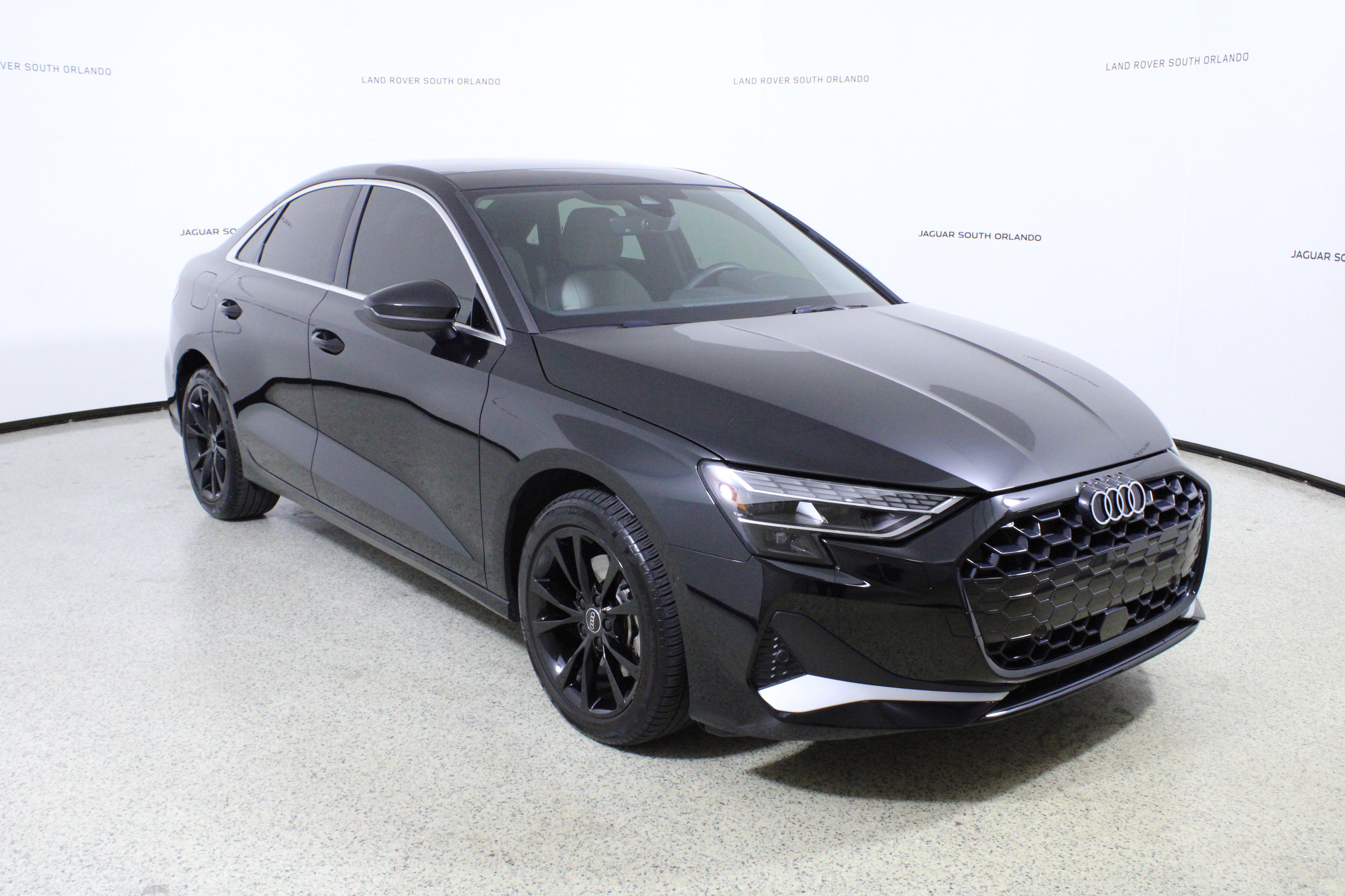 Used 2025 Audi A3 2.0T Premium image 3