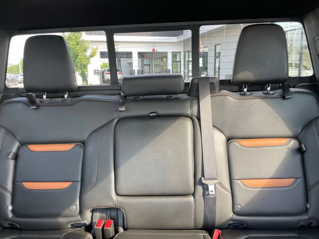 Used 2020 GMC Sierra 1500 AT4 w/ AT4 Premium Package AWD/4WD image 23