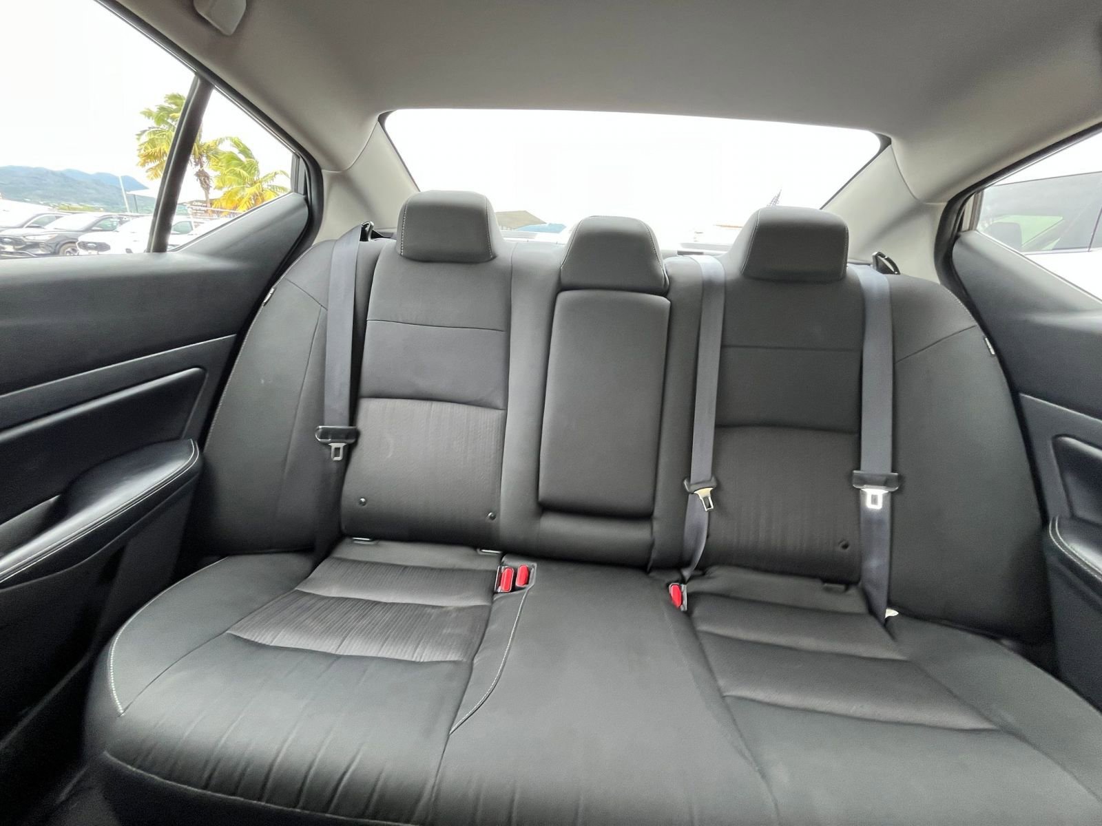 Used 2024 Nissan Altima 2.5 SV FWD image 38