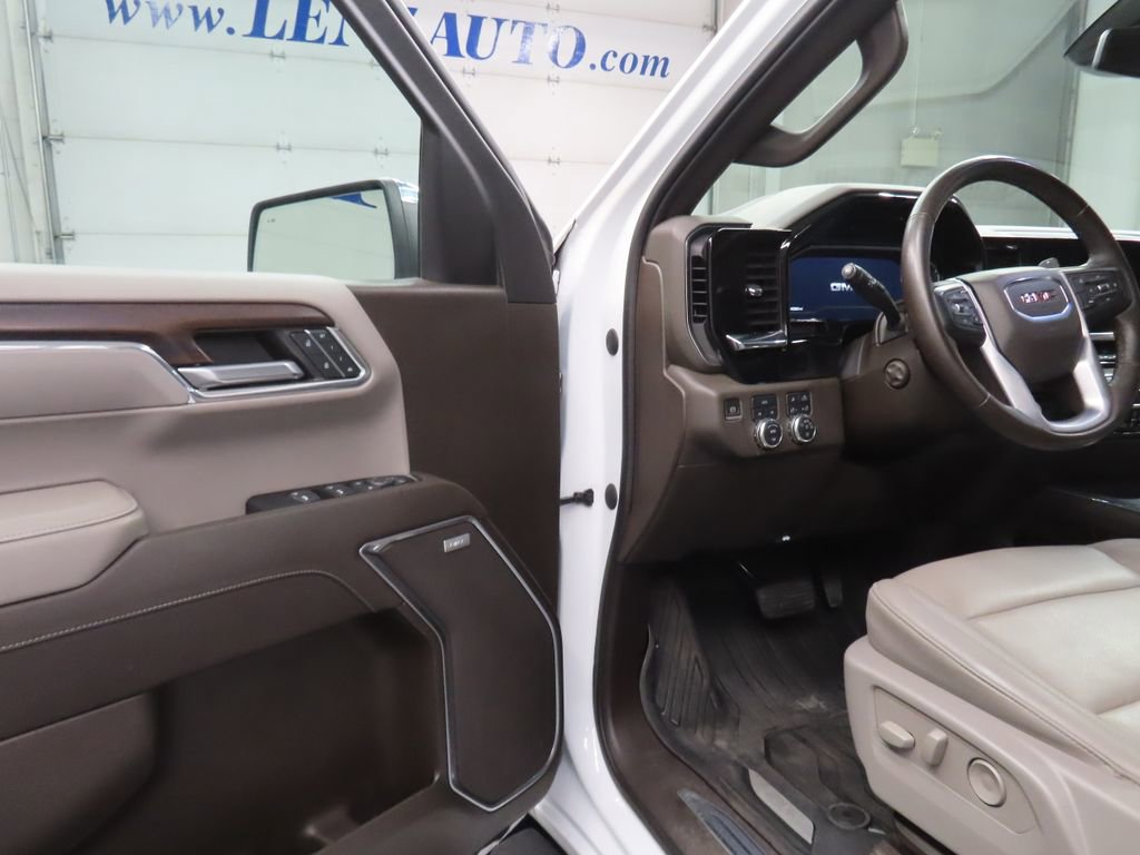 Used 2023 GMC Sierra 1500 SLT w/ SLT Convenience Package AWD/4WD image 49