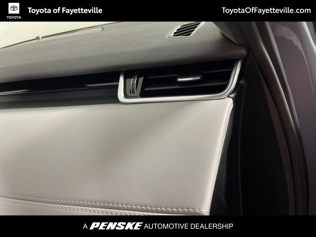 Used 2021 Land Rover Range Rover Evoque SE image 21