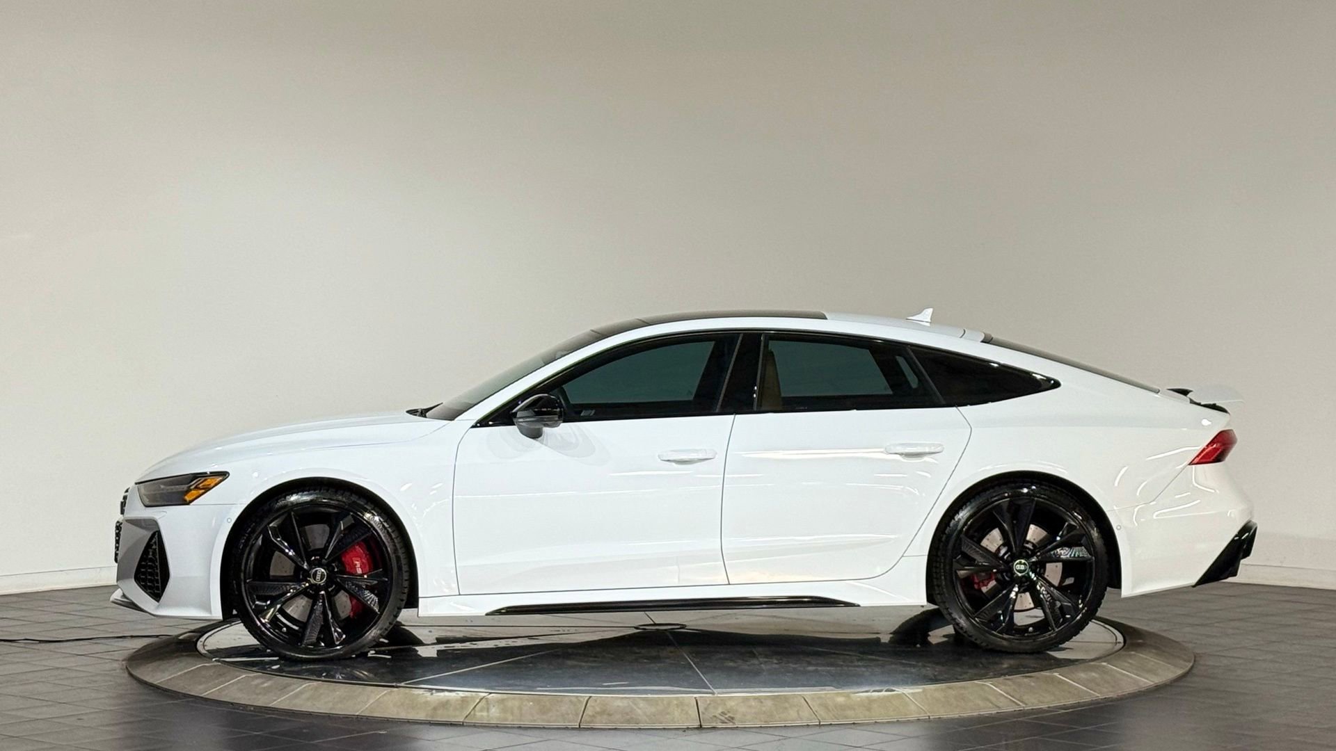 Used 2021 Audi RS 7 Sportback image 6