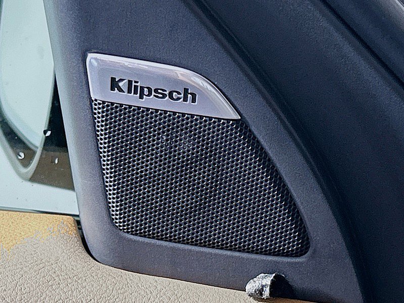 New 2025 Nissan Armada SL w/ Captain's Chari Seat Package image 20