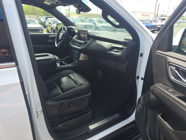 Used 2023 Chevrolet Tahoe LT w/ Luxury Package image 46