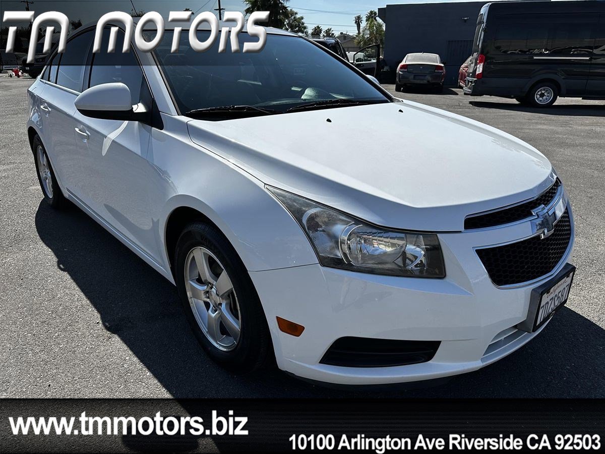 Used 2014 Chevrolet Cruze LT image 18