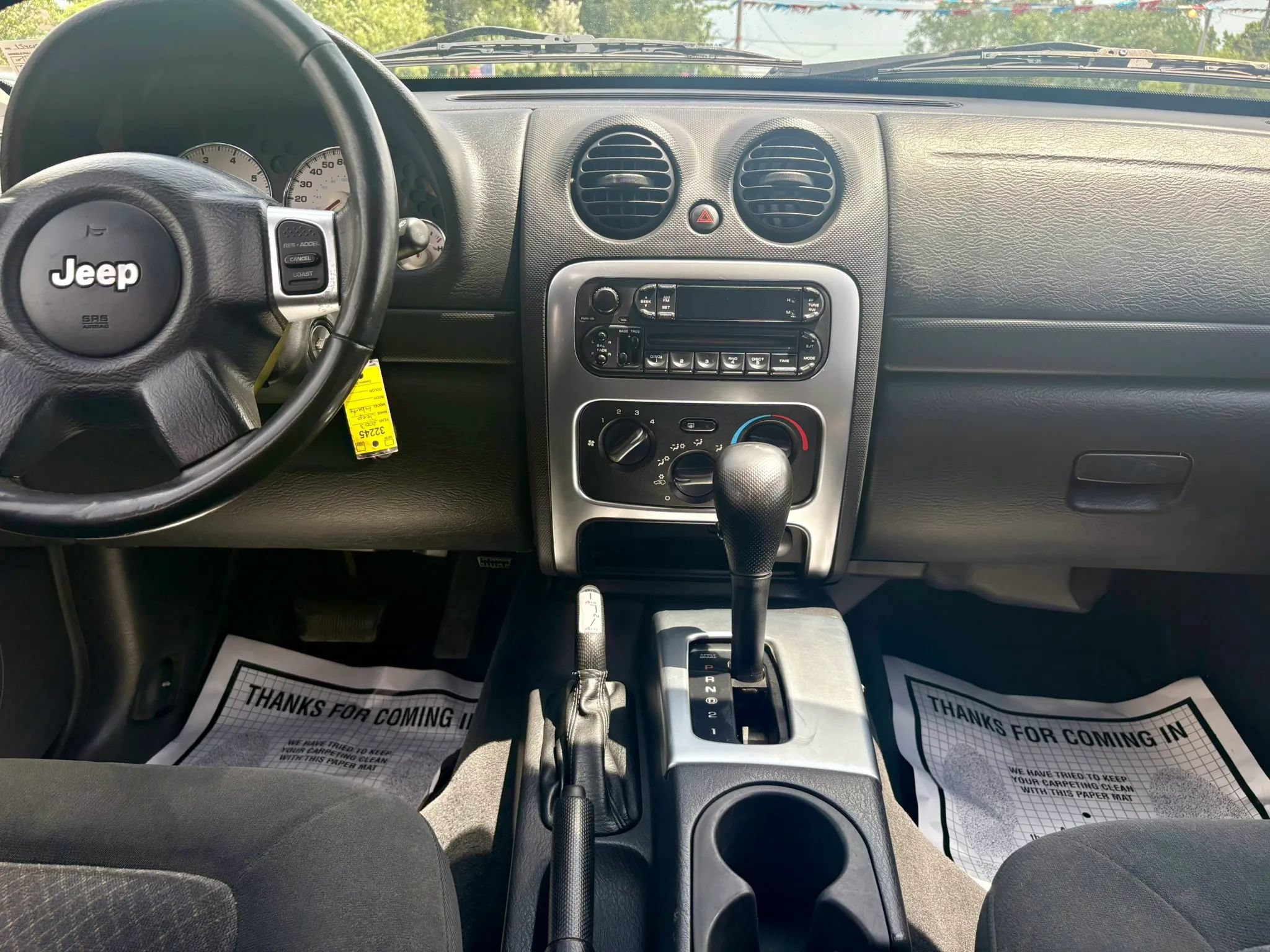 Used 2003 Jeep Liberty Limited AWD/4WD image 22