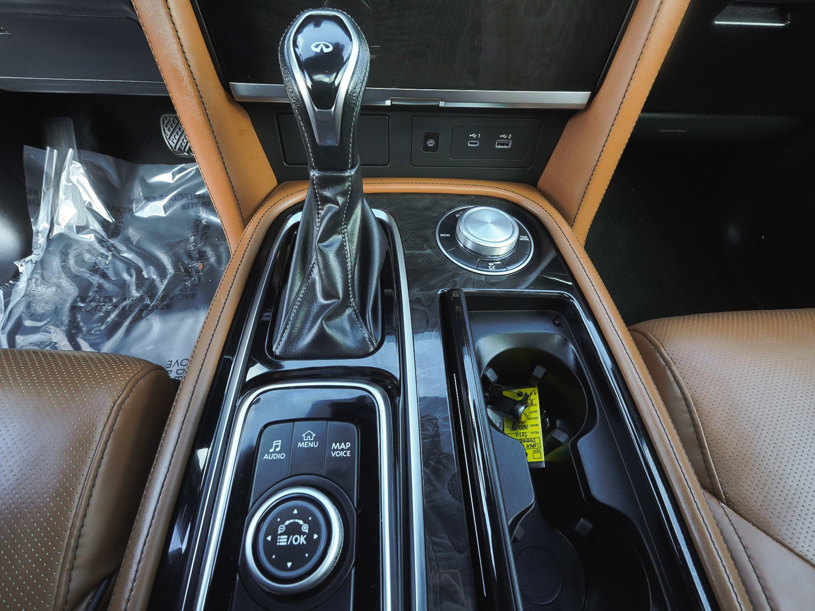 Used 2024 INFINITI QX80 Sensory AWD/4WD image 33