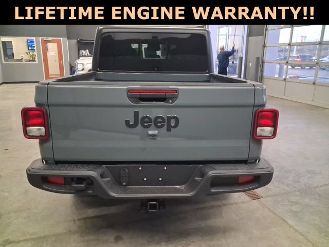 New 2026 Jeep Gladiator Sport AWD/4WD image 7