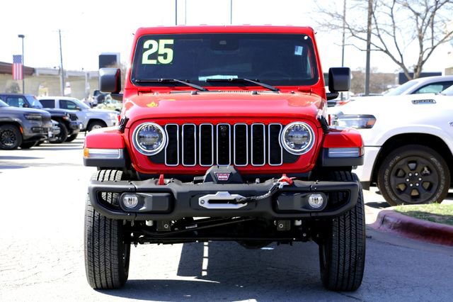 Used 2025 Jeep Wrangler Sahara w/ Technology Group image 8