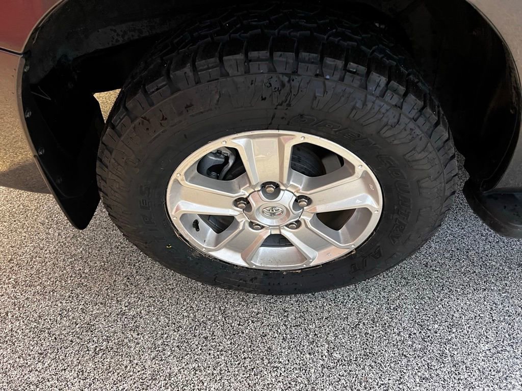 Used 2022 Toyota Sequoia SR5 image 8