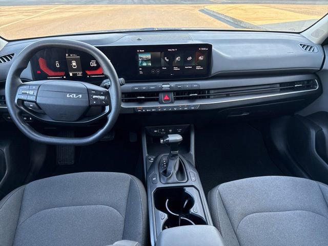 Used 2025 Kia K4 LXS image 27