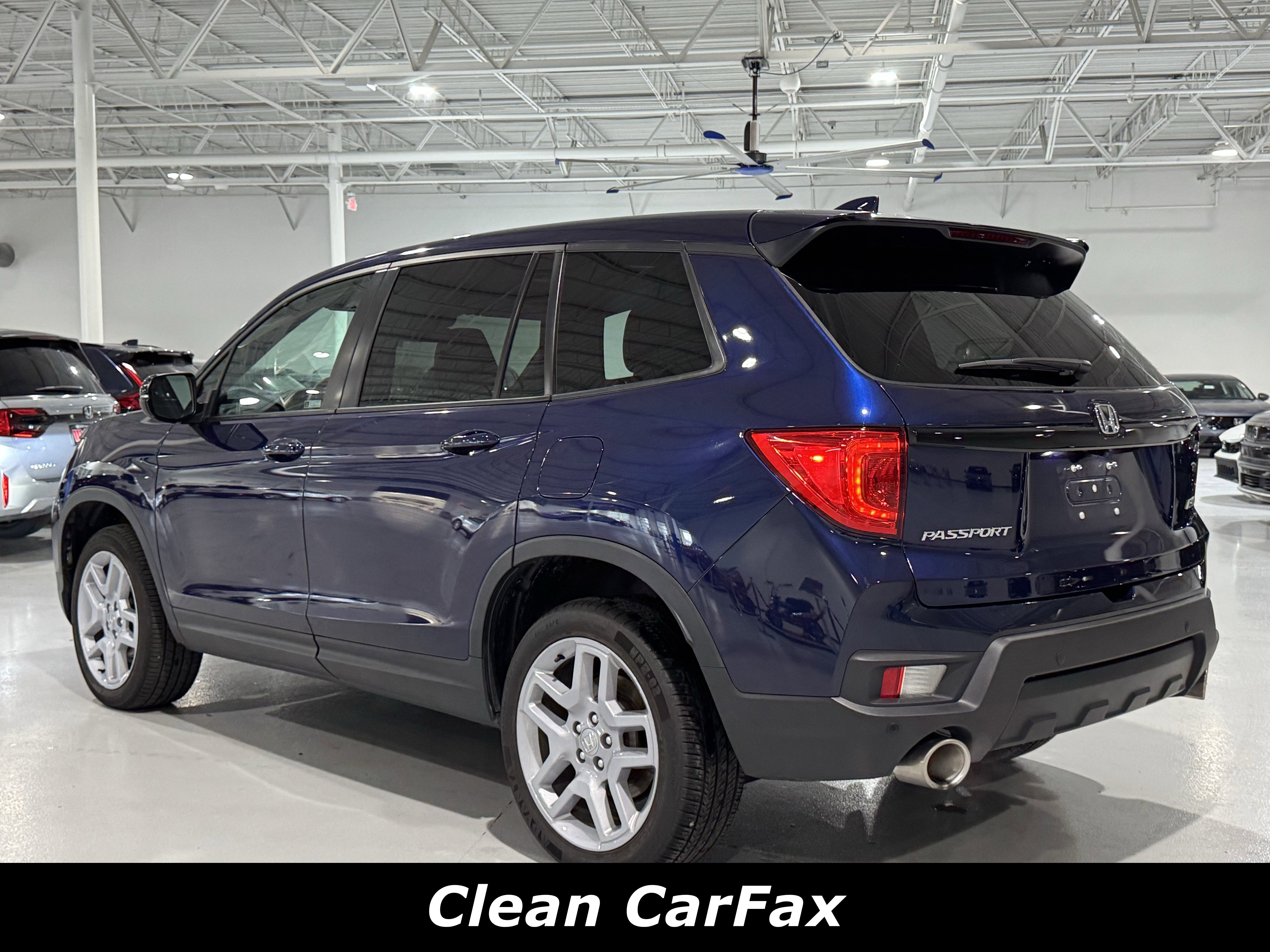 Used 2024 Honda Passport EX-L image 2