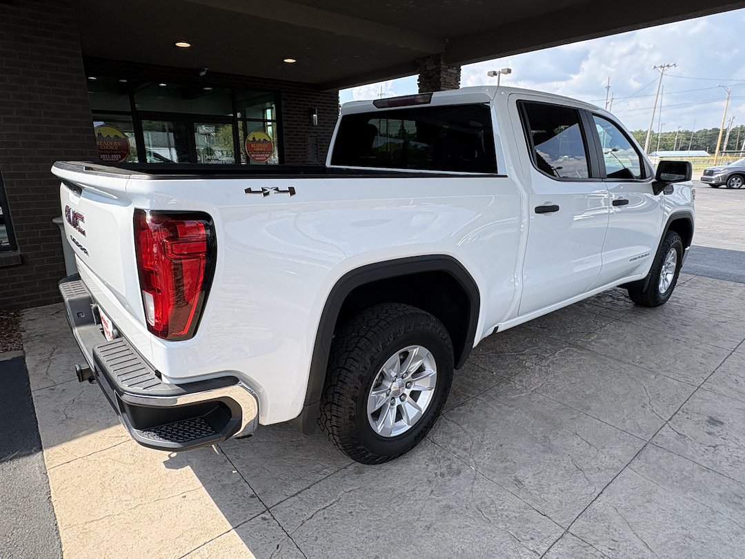 Used 2019 GMC Sierra 1500 4x4 Crew Cab w/ Convenience Package image 6