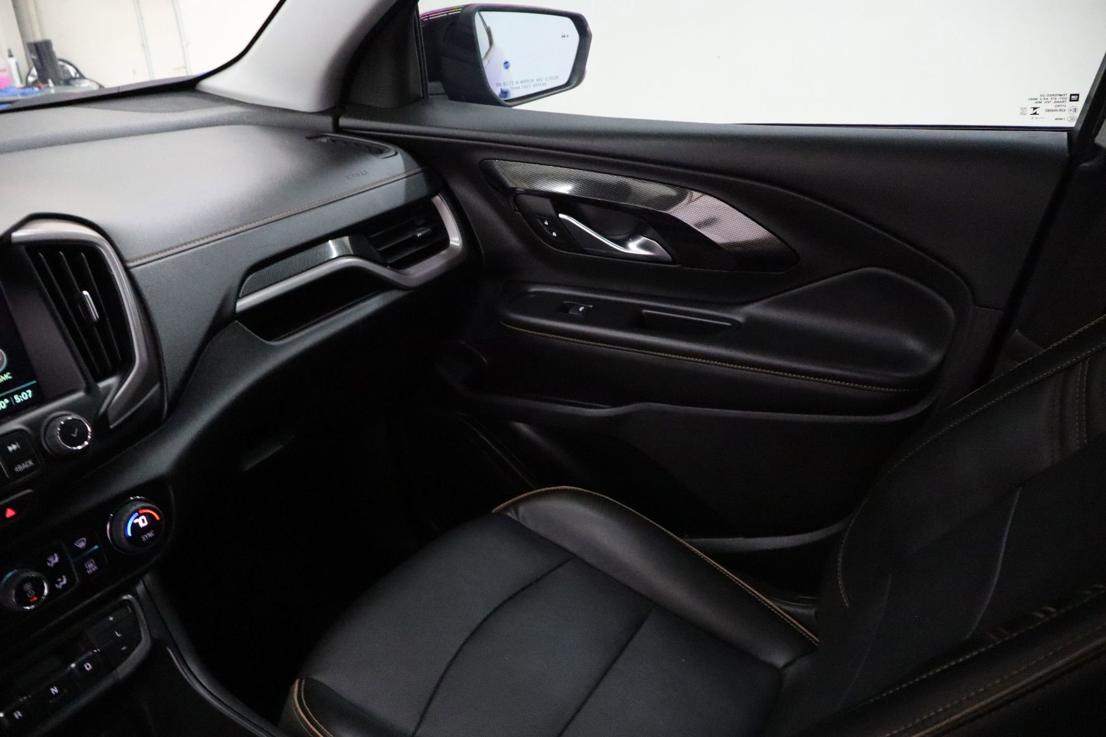 Used 2024 GMC Terrain AT4 w/ Tech Package image 24