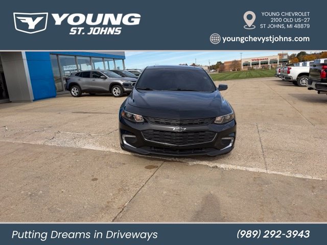 Used 2018 Chevrolet Malibu LT w/ Redline Edition FWD image 8