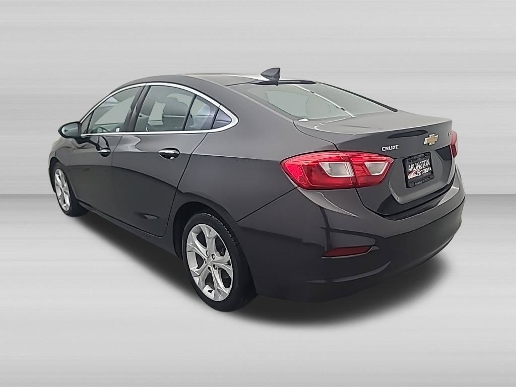 Used 2017 Chevrolet Cruze Premier FWD image 6