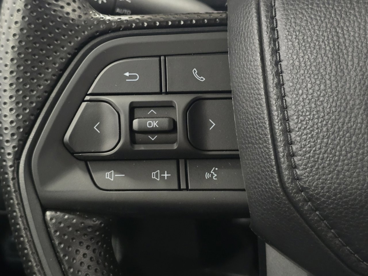 New 2026 Toyota Tacoma SR RWD image 30