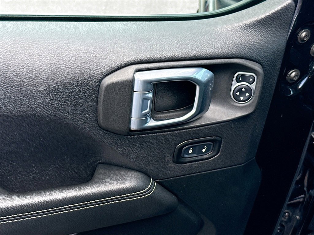 Used 2021 Jeep Wrangler Unlimited Sahara image 18