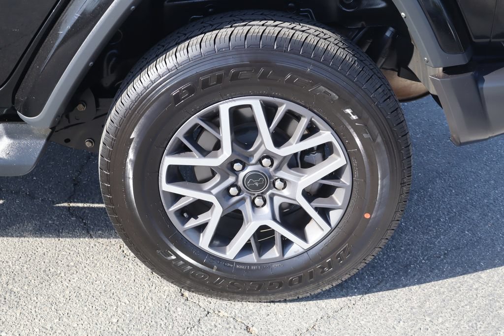Used 2024 Jeep Wrangler Unlimited Sahara AWD/4WD image 13
