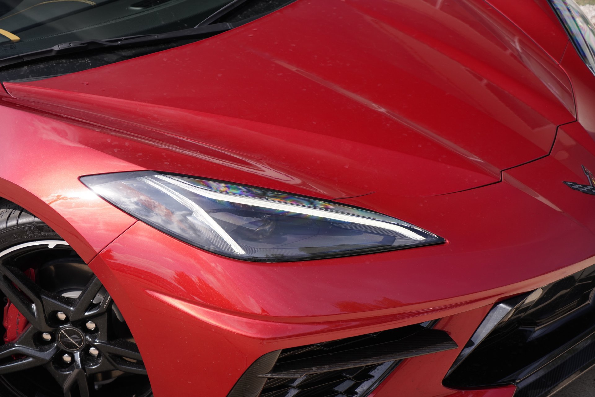 Used 2021 Chevrolet Corvette Stingray Preferred Cpe w/ Engine Appearance Package RWD image 2