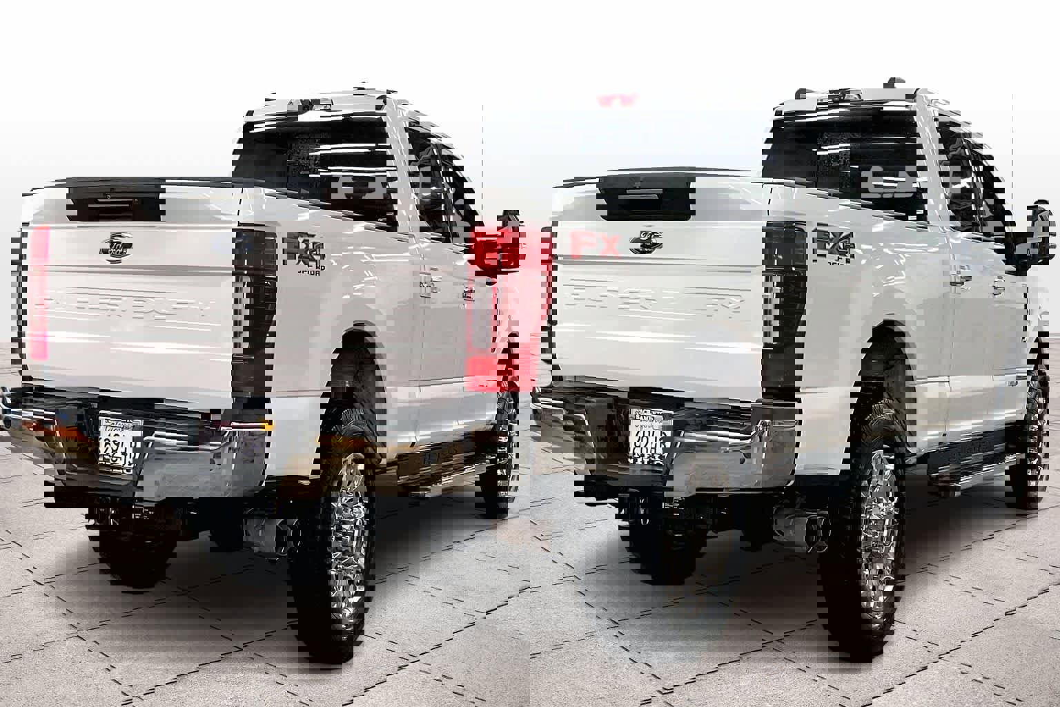 Used 2021 Ford F350 Lariat w/ Lariat Ultimate Package image 15