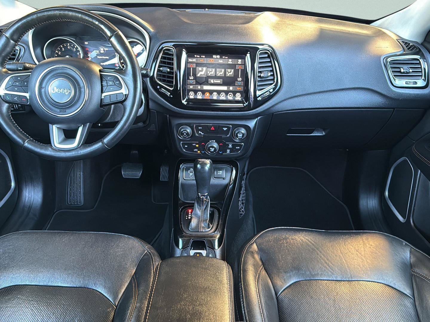 Used 2018 Jeep Compass Limited w/ Safe & Security Group FWD image 23