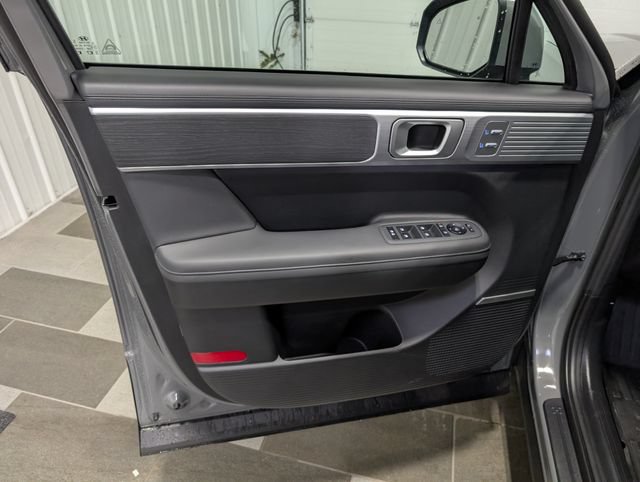 Used 2026 Hyundai Santa Fe Limited AWD/4WD image 13