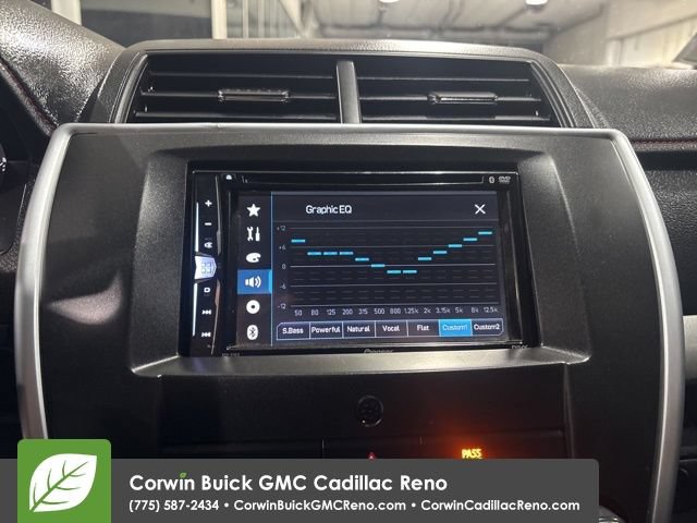 Used 2015 Toyota Camry SE w/ Moonroof Package FWD image 23