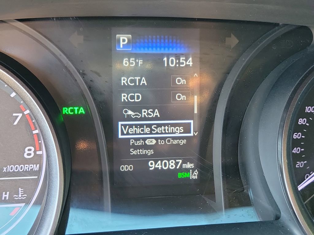 Used 2021 Toyota Camry SE w/ Convenience Package image 22