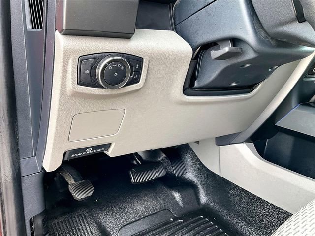 Used 2022 Ford F250 XLT w/ Snow Plow Prep Package AWD/4WD image 30