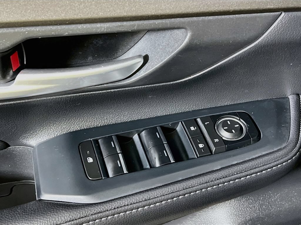 Certified 2024 Toyota Grand Highlander AWD image 16