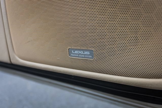 Used 2010 Lexus LS 460 RWD image 45