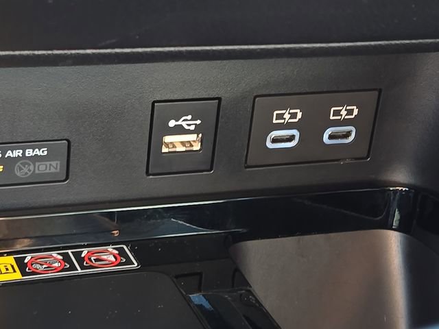 Used 2026 Toyota Camry XLE image 25