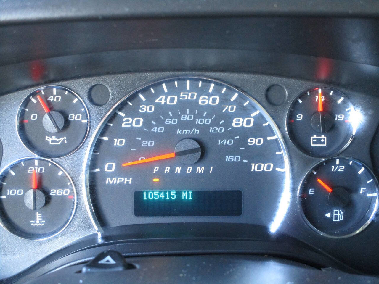 Used 2010 Chevrolet Express 2500 image 12