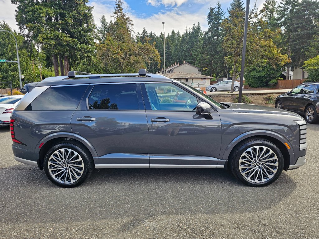 Used 2026 Hyundai Palisade Calligraphy AWD/4WD image 4