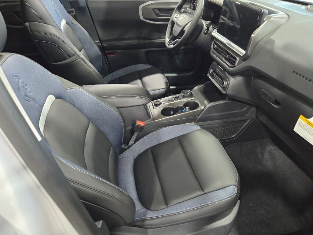 New 2025 Ford Bronco Sport Outer Banks w/ Outer Banks Tech Package+ AWD/4WD image 7