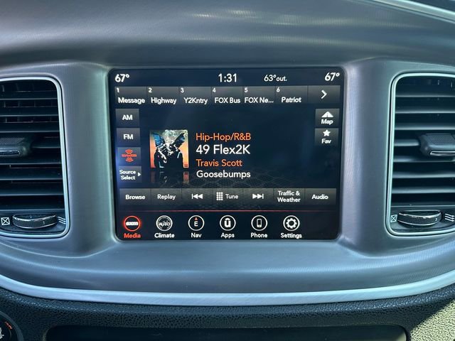 Used 2022 Dodge Charger SXT w/ Navigation & Travel Group image 19