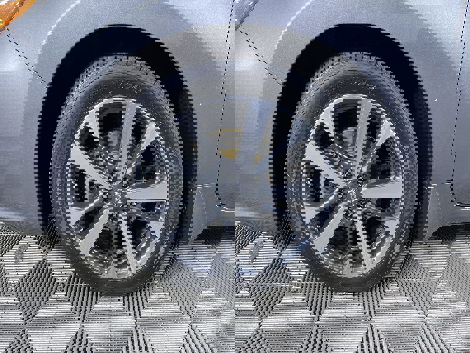 Used 2017 Nissan Altima 2.5 SR w/ LED Appearance Package image 24