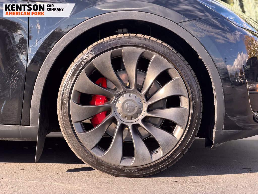 Used 2023 Tesla Model Y Performance AWD/4WD image 12
