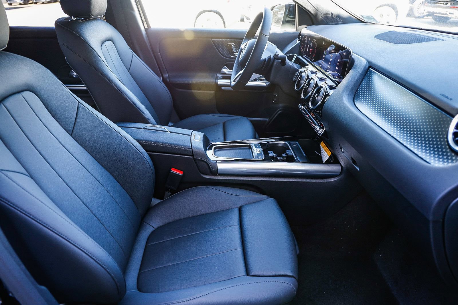 New 2026 Mercedes-Benz GLA 250 image 16