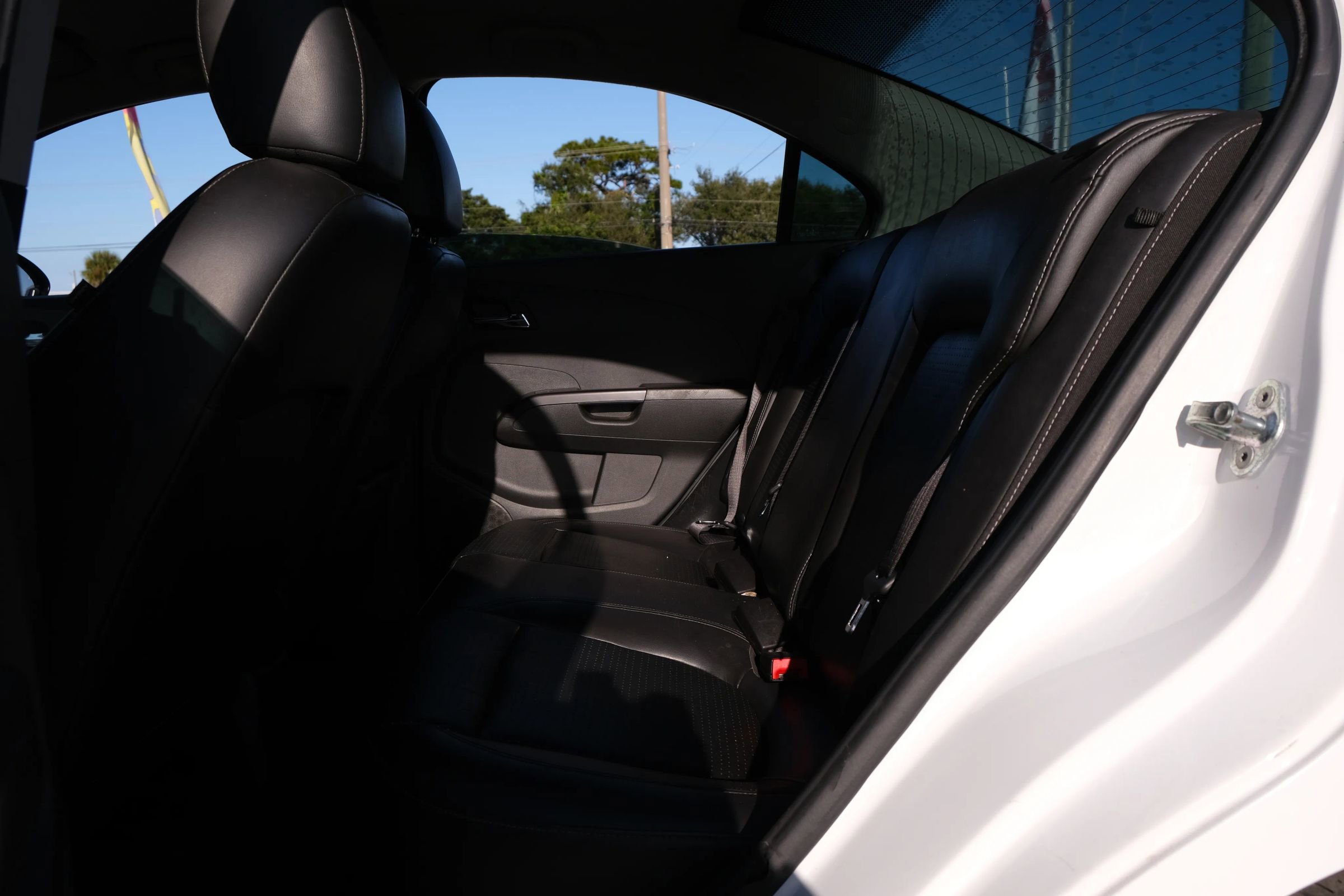 Used 2018 Chevrolet Sonic Premier w/ Driver Confidence Package image 18